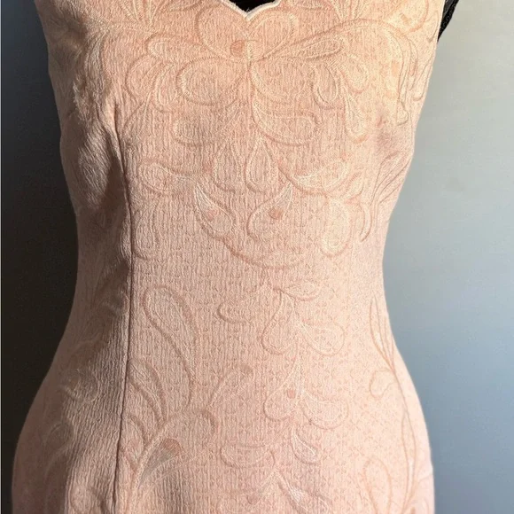 Antonio Melani Blush Scalloped Sheath Dress Size 2 - Picture 6 of 8